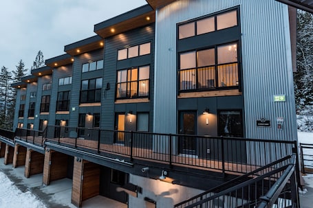 Exterior. Basecamp Resorts Revelstoke I Two Bedroom Suite