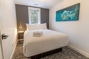 5 slaapkamers, een strijkplank/strijkijzer, gratis wifi, beddengoed