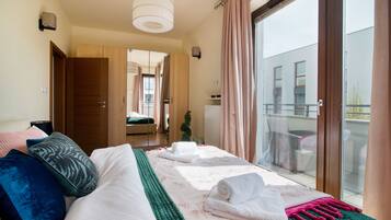 Standard Apartment | 2 bedrooms, iron/ironing board, free WiFi