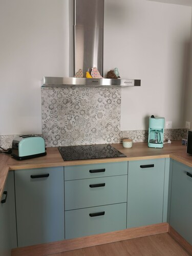 Apartment 60 m2 very bright, large terrace, 150m from the beach