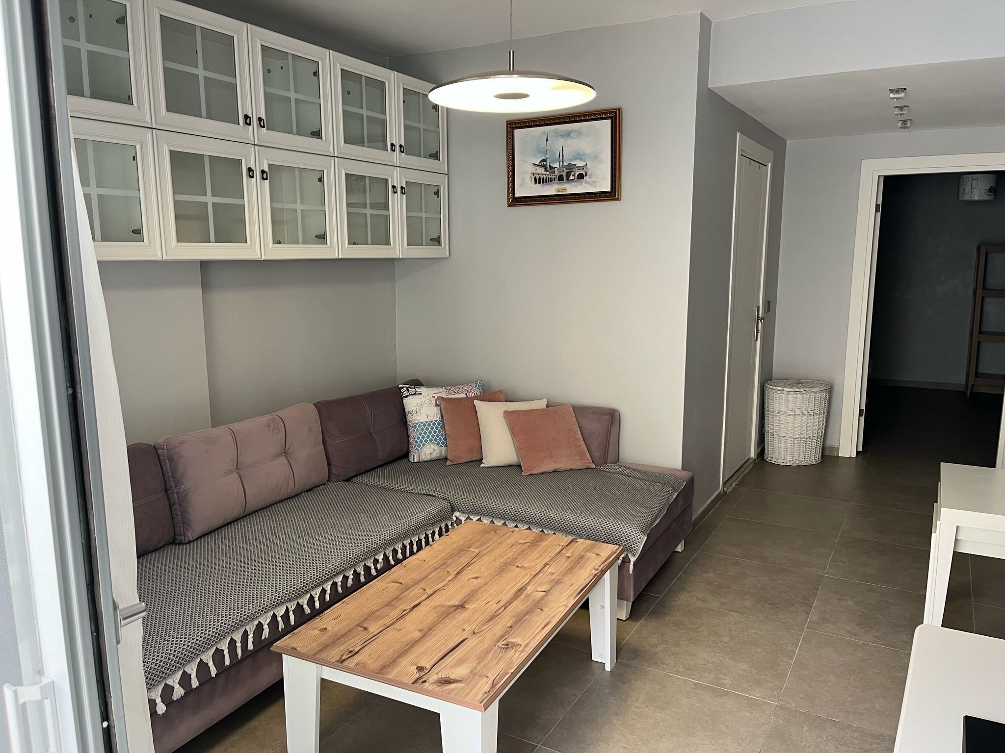 premier studio suite | living area