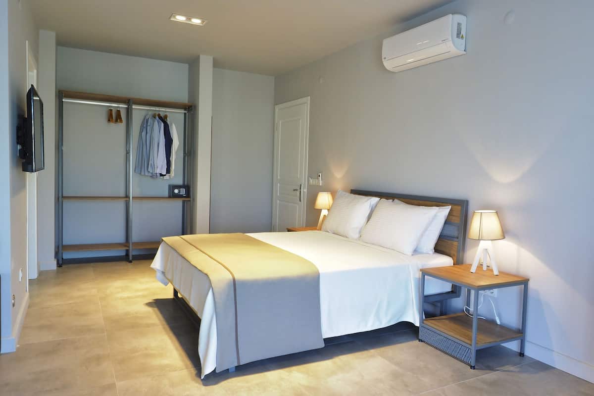 Wifi gratis y ropa de cama