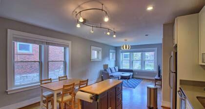Elegant Minimalist Gem w/ Private backyard, W/D