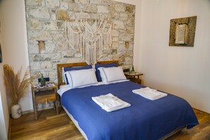 Traditional Studio Suite, 1 Double Bed, Non Smoking, City View