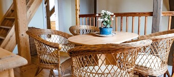 Spacious garden Cottage Prameny