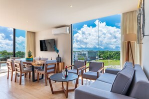 Luxury Villa | In-room safe, individually decorated, individually furnished