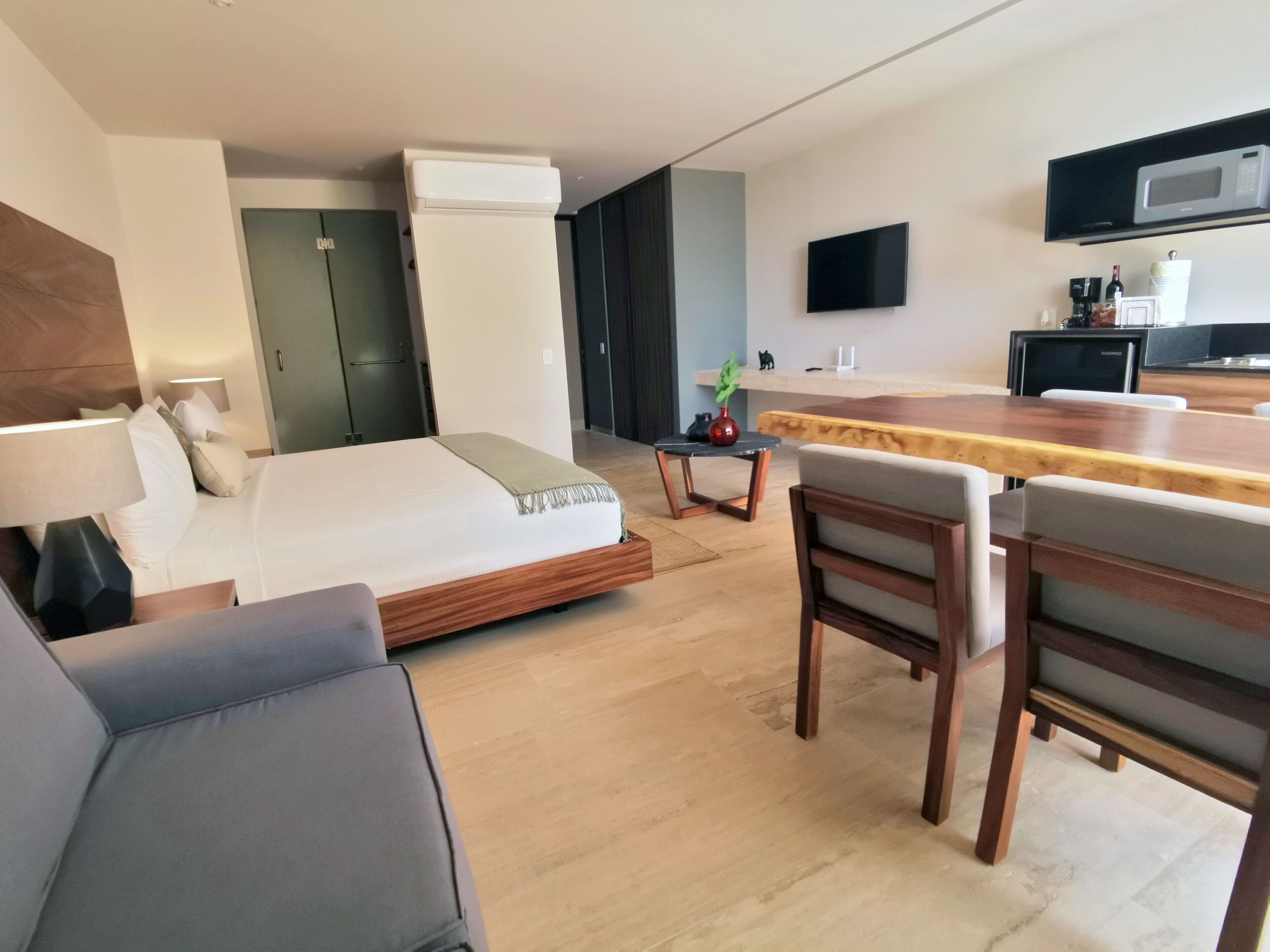 In-room safe, individually furnished, blackout drapes, free WiFi
