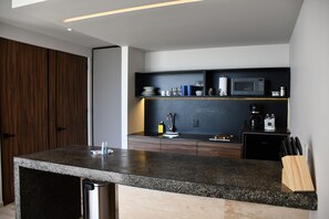 Deluxe Apartment, 1 Bedroom, Balcony, City View | Private kitchen - Kaab South Beach by The Spot Rentals (Playa del Carmen)