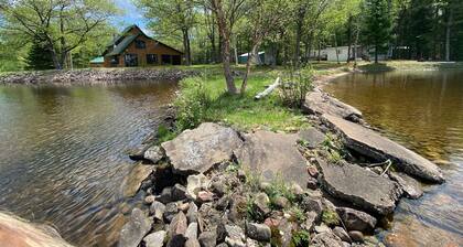 "The Dam House" Lake and River Front Home with Beautiful Sunset Views