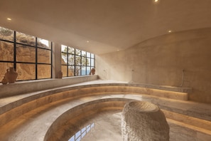 Sauna, steam room, body treatments, facials, 5 treatment rooms, massages