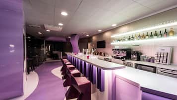 Bar (in der Unterkunft)