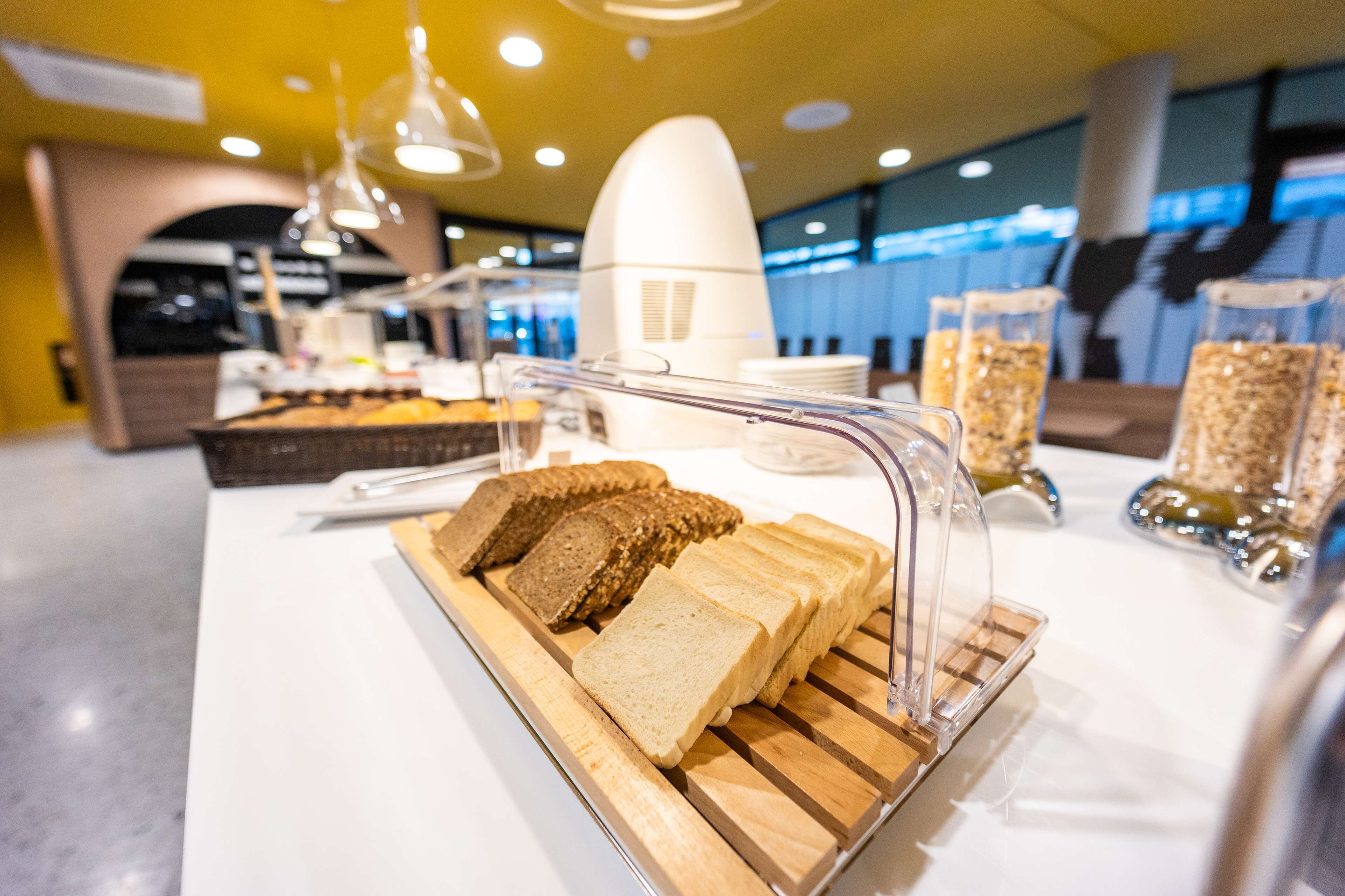 daily buffet breakfast (eur 15.90 per person)