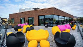 Bar (in der Unterkunft)