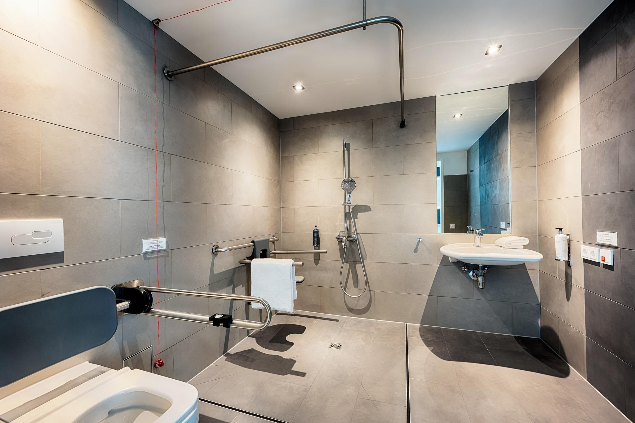 Baño accesible en silla de ruedas