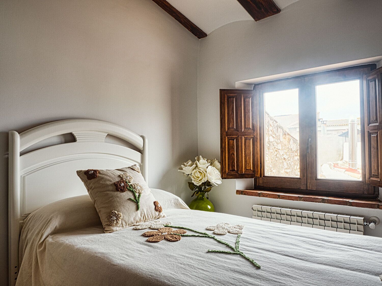 12 habitaciones y wifi gratis 