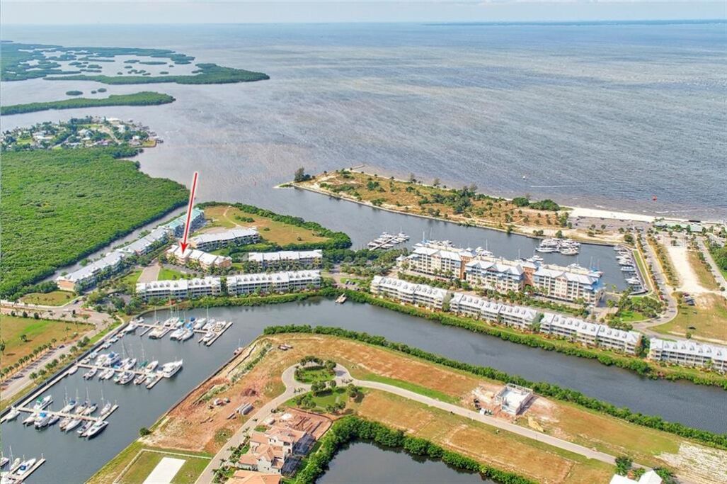 Sunsets at Bahia Beach Retreat w\/ Personal Tiki Bar, Ruskin, FL Vacation Rental