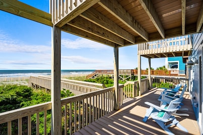 July 4th Special – Oceanfront 6BR w/ Private Pool, Sleeps 22