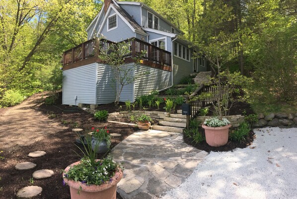 Terrace/patio - LAKEFRONT HIDDEN GEM ! (Elkhorn)
