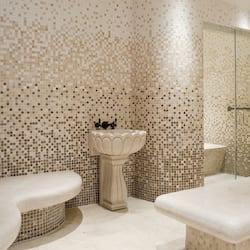 Signature Penthouse | Minibar, in-room safe, desk, laptop workspace