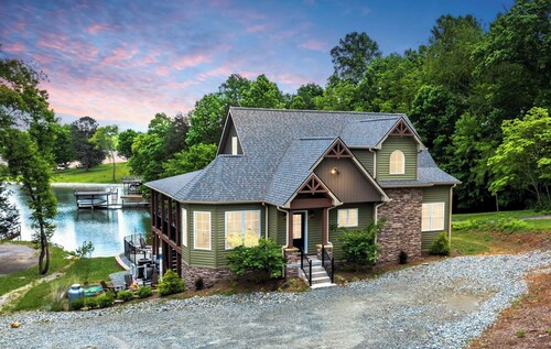 Sandy Bottom Cove, New Lakefront Luxury w/ Covered Decks + Heated Salt Pool, Beach, Hot Tub, Dock!