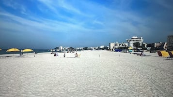 Playa en los alrededores