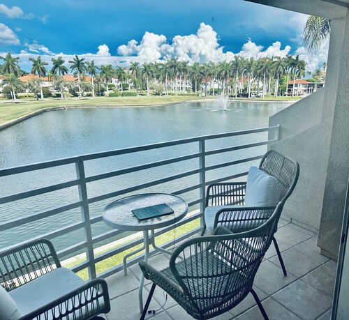 Paradise found! Great summer special rates! Don’t miss out! 