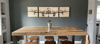Hang out at The Hangar! Newly remodeled, beautiful home, fully furnished.