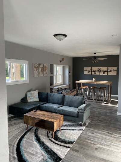 Hang out at The Hangar! Newly remodeled, beautiful home, fully furnished.