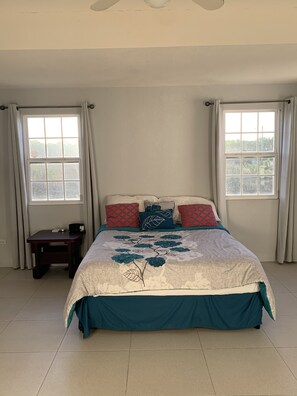 2 bedrooms, desk, iron/ironing board, travel cot