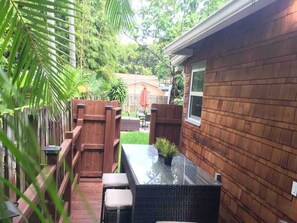 Property grounds - Modern Northwood Historic Home (West Palm Beach)