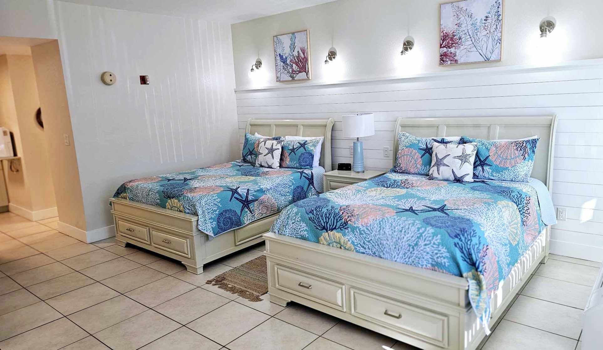 Sea Breeze #510 Tampa Bay Florida Beach Resort  w/ Pools, Hot Tub & More