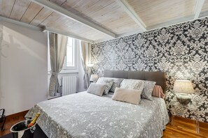 2 bedrooms, in-room safe, iron/ironing board, travel cot