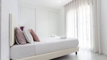 3 bedrooms, iron/ironing board, travel crib, free WiFi