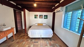 5 Schlafzimmer, Bügeleisen/Bügelbrett, kostenloses WLAN, Bettwäsche
