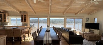 Stairway to Naci Heaven 180 degree lakefront views Pet Friendly, WIFI