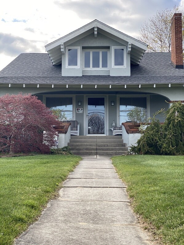 المنشأة من الخارج