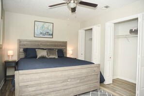 2 bedrooms, iron/ironing board, WiFi, bed sheets