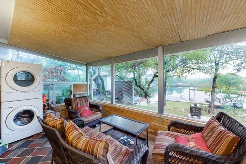 Wonderful Lakefront Home w/ Yard, Water Views, Central AC, WiFi, Private W/D