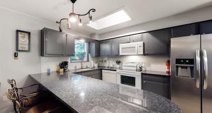 Wonderful Lakefront Home w/ Yard, Water Views, Central AC, WiFi, Private W/D