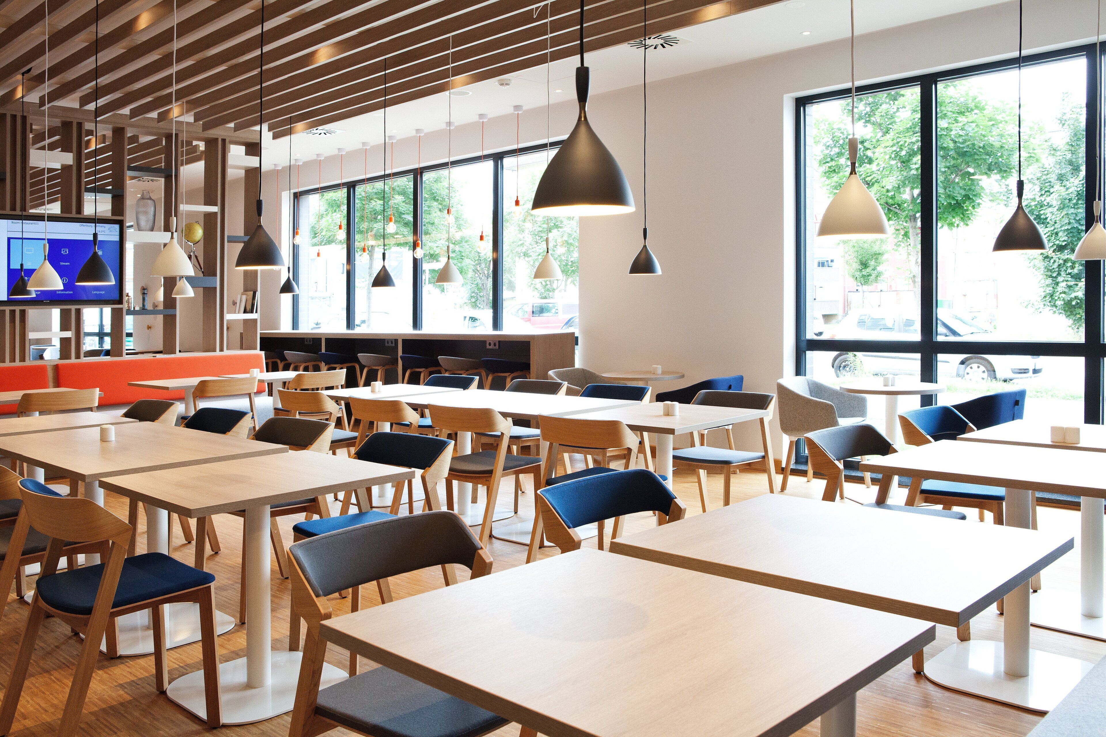 Inbegriffenes kontinentales Frühstück unter der Woche