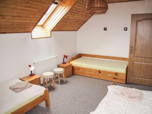 2 slaapkamers, een bureau, gratis internet