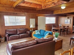 Smart TV, DVD player, books - Bayside Memories - Canal front, pet-friendly home with amazing Bay views!  (Galveston)