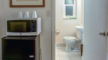 In-room safe, individually furnished, free WiFi, bed sheets