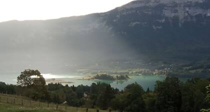 Lovely 3 bedrooms apartment AKANISHTA with terrace