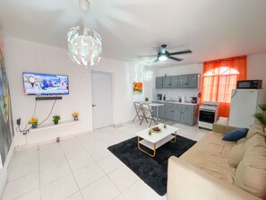 Living area | Smart TV