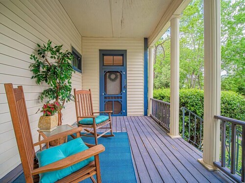 Historic Tate House Apartment by Marietta Square