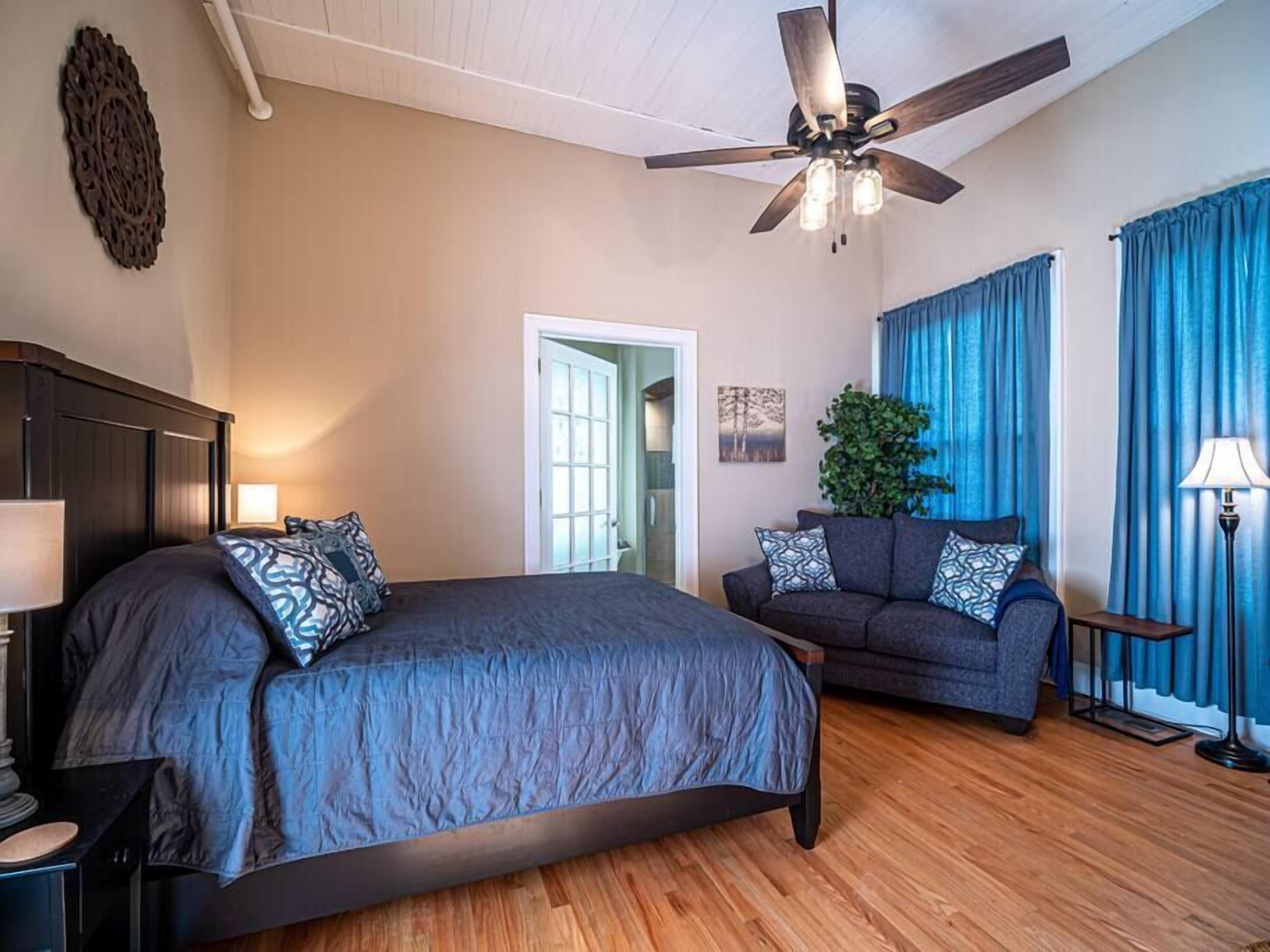 1 chambre, fer et planche à repasser, Wi-Fi, literie fournie