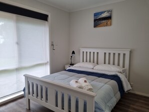 4 Schlafzimmer, BĂŒgeleisen/BĂŒgelbrett, kostenloses WLAN, BettwĂ€sche