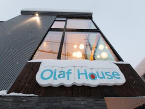 Olaf House, Non Smoking