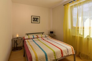 1 bedroom, free WiFi, bed sheets